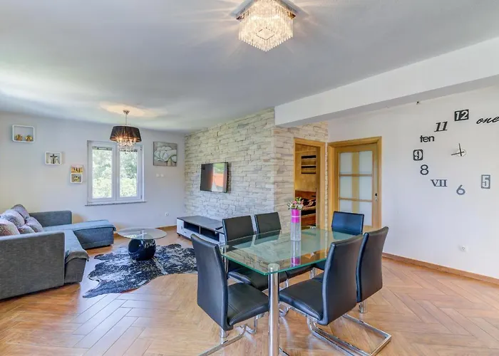 Apartments Antic