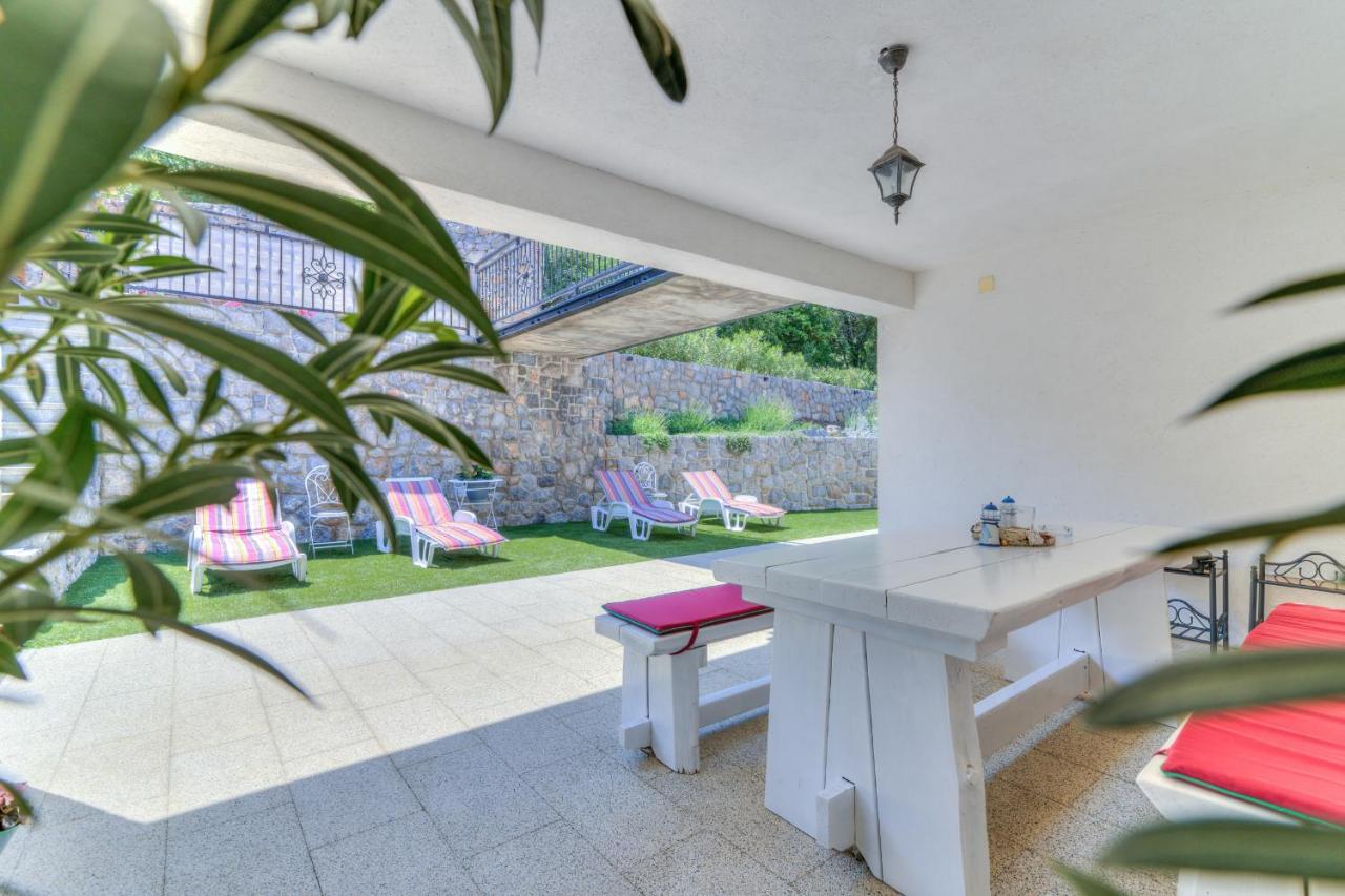 Apartament Antic *
